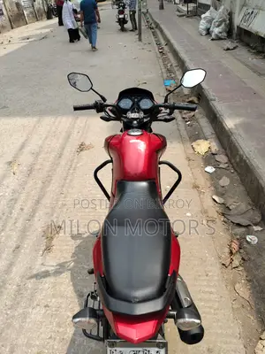 Honda Livo . 2018
