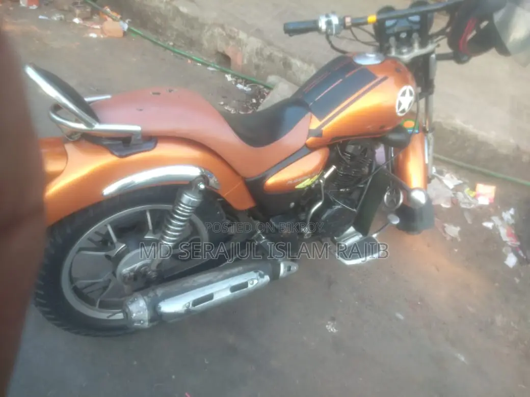 Ducati Monster 1200R . 2026