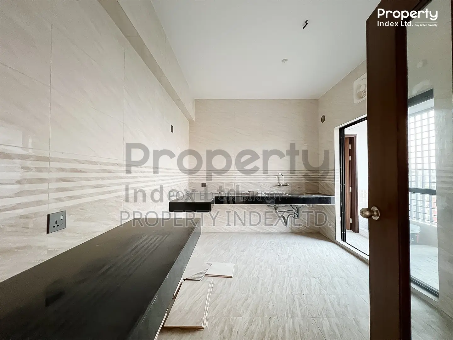 2442 Sqft Apartment for Sale in Bashundhara R/A – L Block