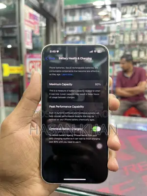 Apple iPhone 13 (Used)