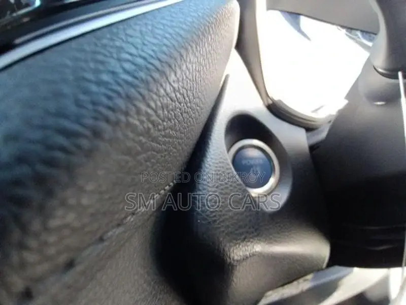 Toyota Corolla Cross Z Pearl Hardtop 2022