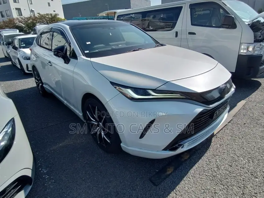 Toyota Harrier Non Hybrid Z Pearl 2021