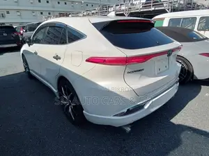 Toyota Harrier Non Hybrid Z Pearl 2021