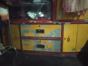আলমারি বিক্রয় হবে