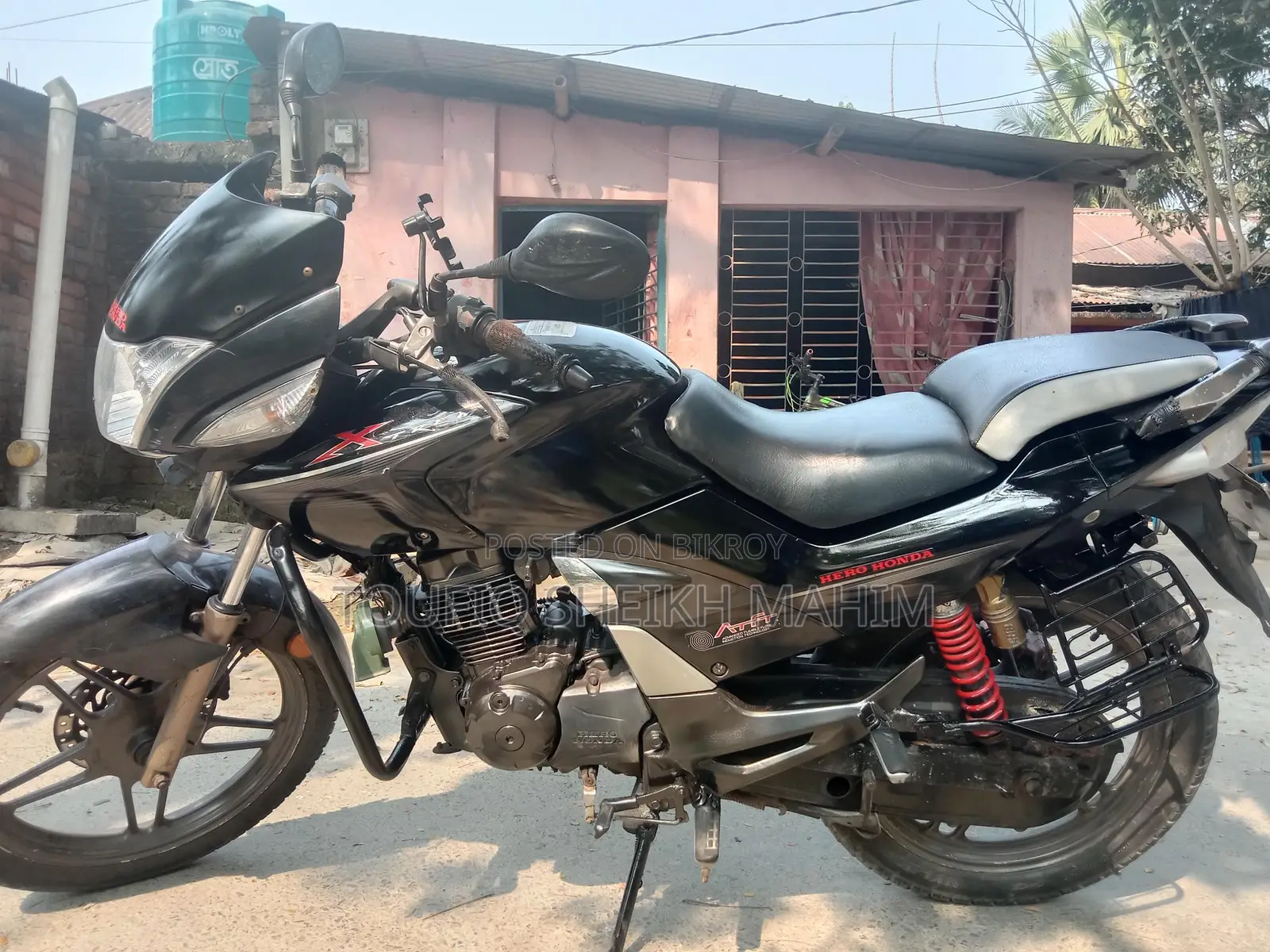 Hero CBZ Xtrem 2013
