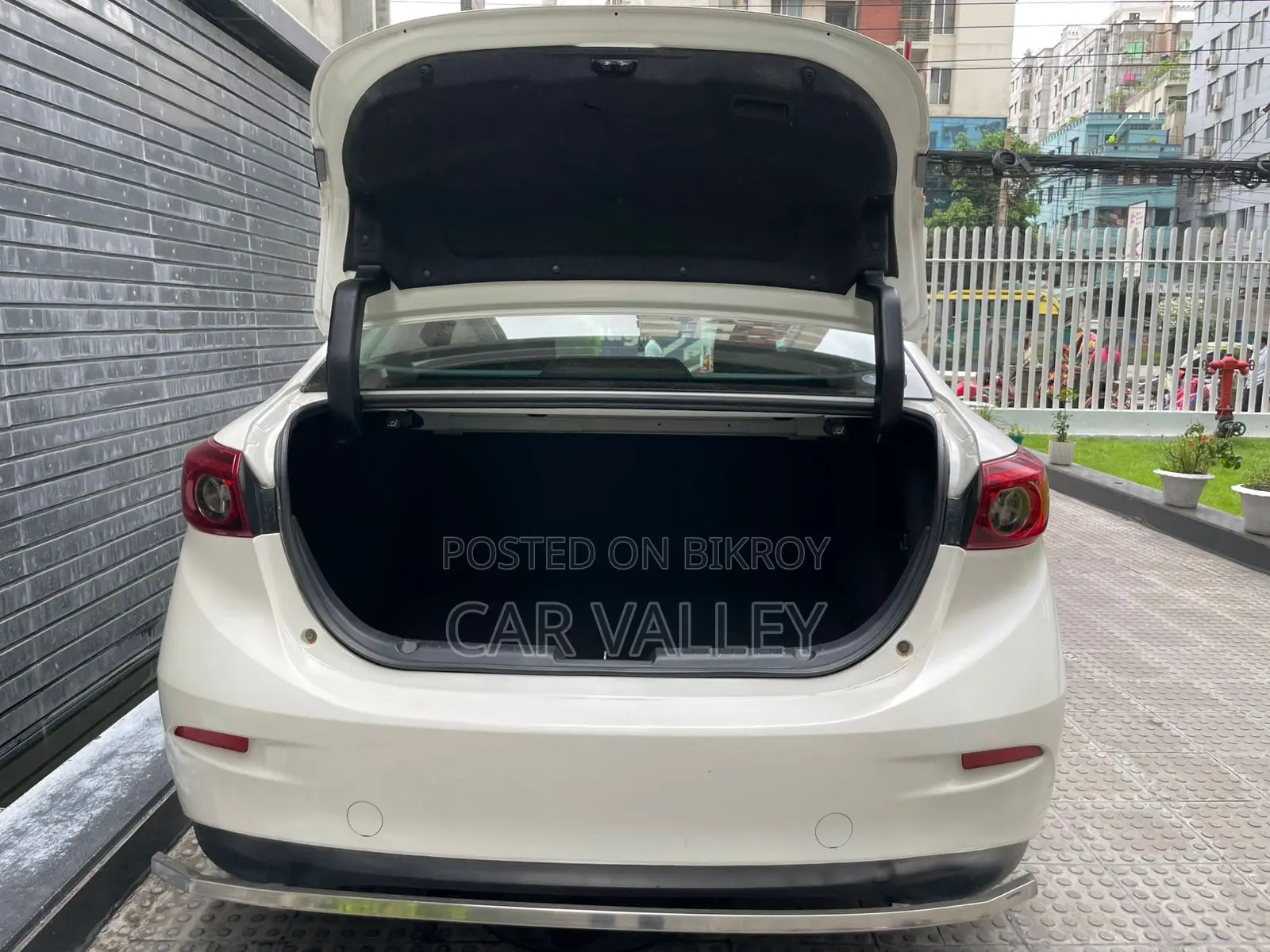 Mazda Axela 2016