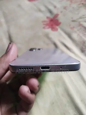 Xiaomi Redmi 12 . (ব্যবহৃত)