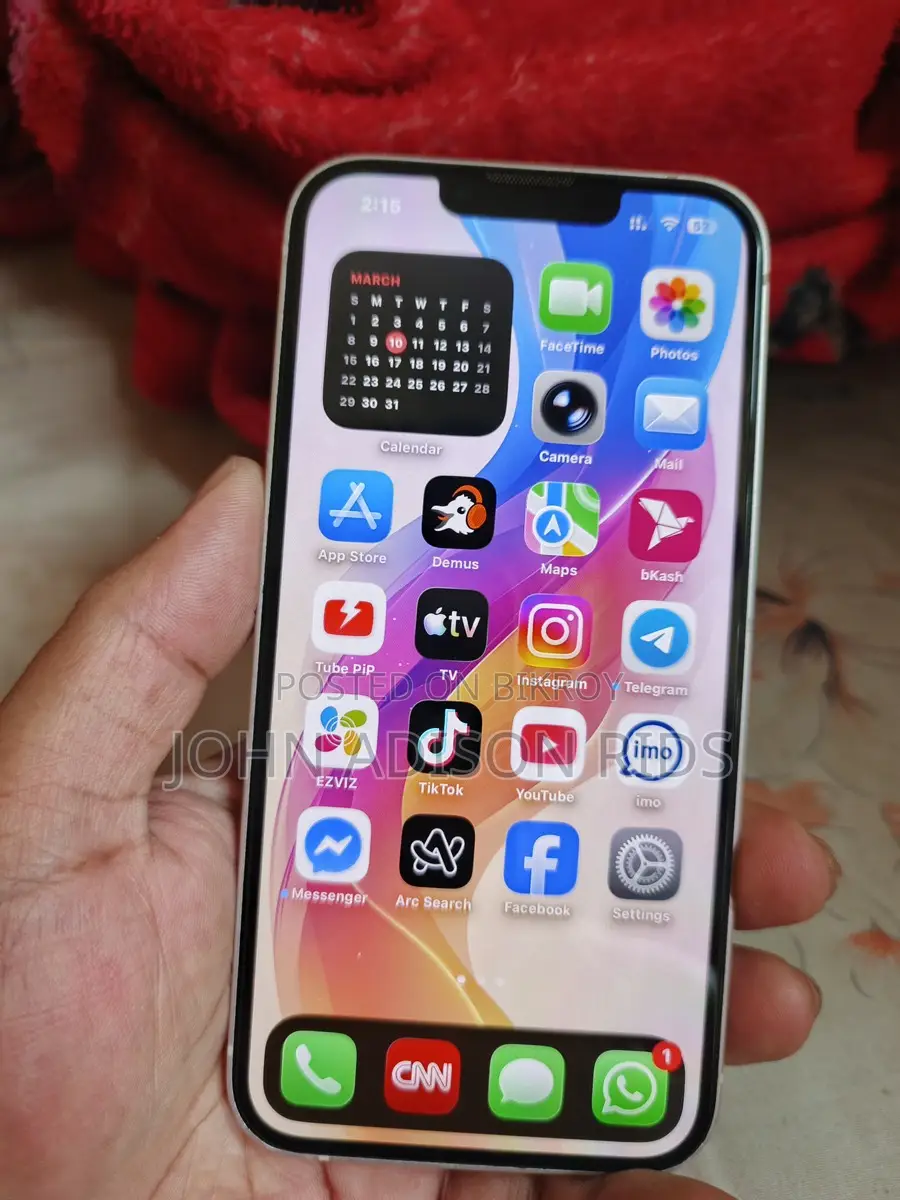 Apple iPhone 13 (Used)