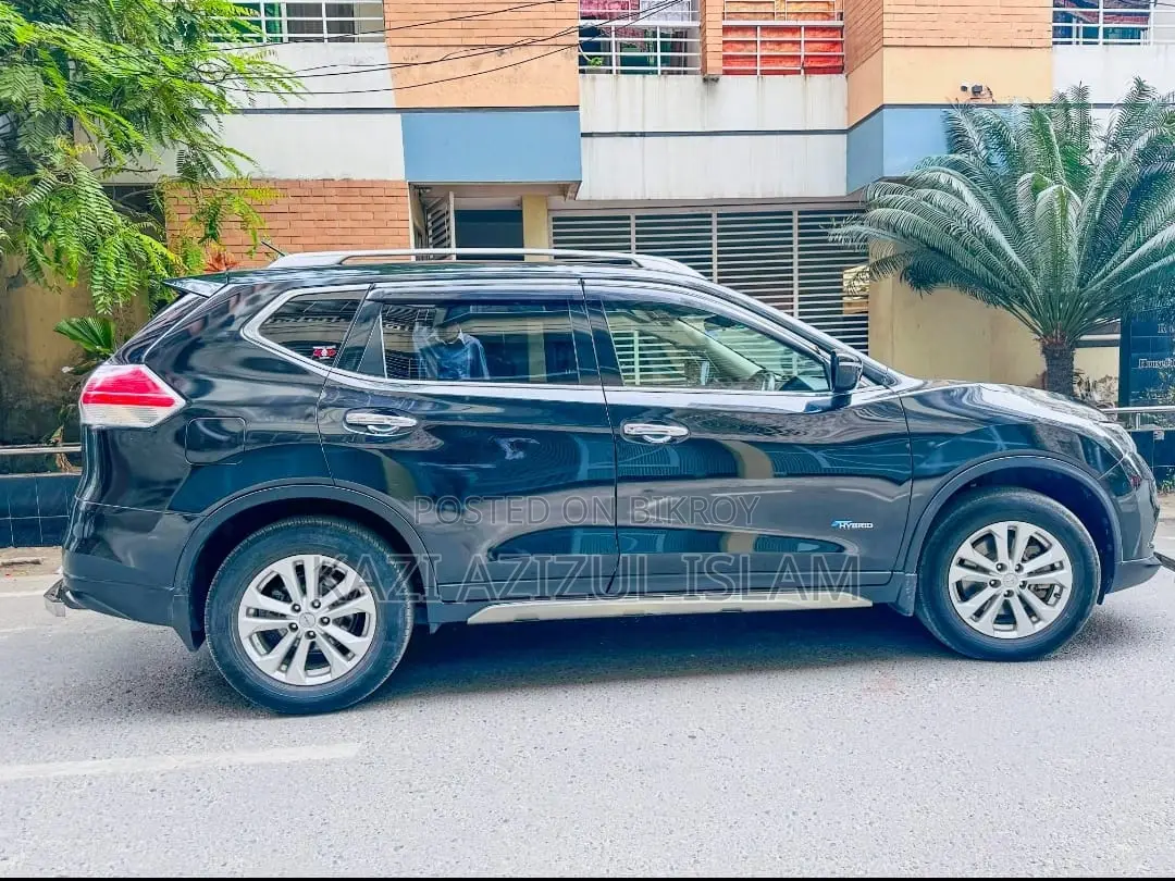 Nissan X-Trail . 2017