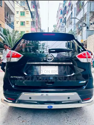 Nissan X-Trail . 2017