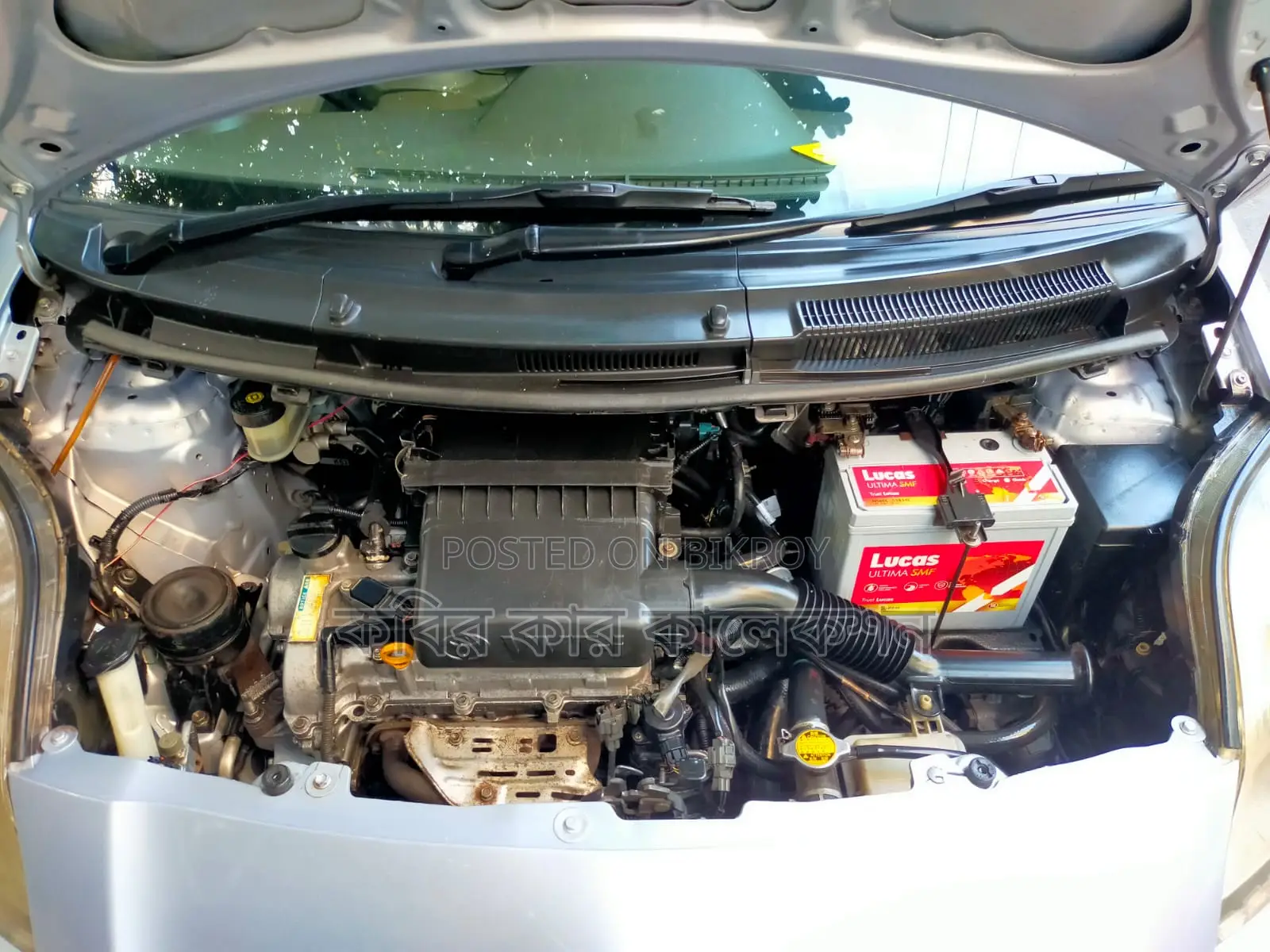 Toyota Vitz silver 2009