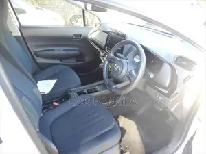Toyota Aqua X_READY_SHOWROOM 2021