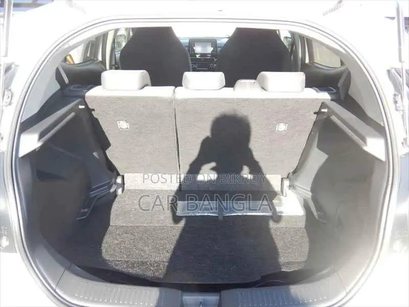Toyota Aqua X_READY_SHOWROOM 2021