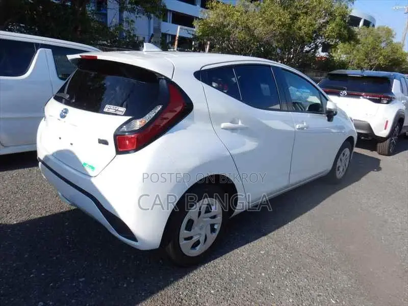 Toyota Aqua X_READY_SHOWROOM 2021
