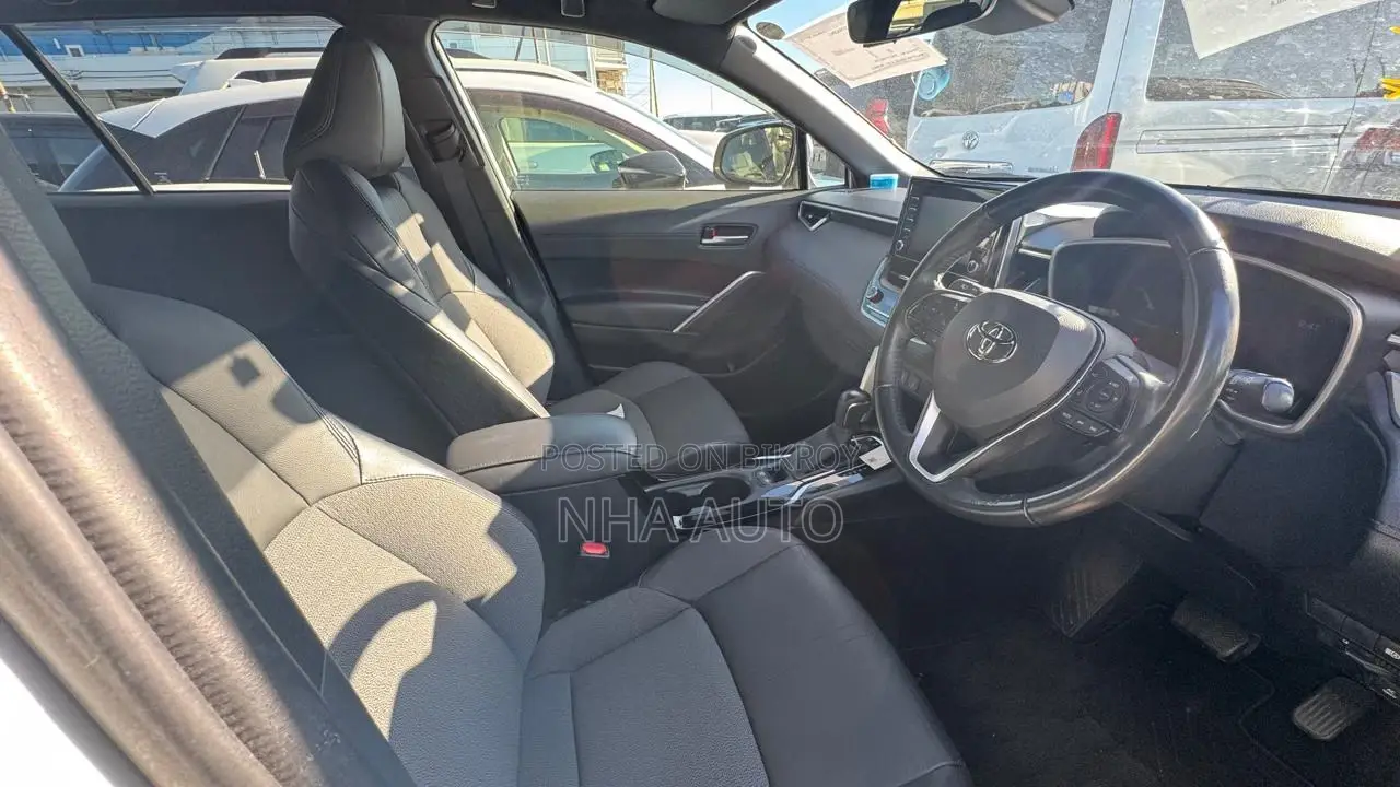 Toyota Corolla Cross Z LEATHER HARDTOP 2021