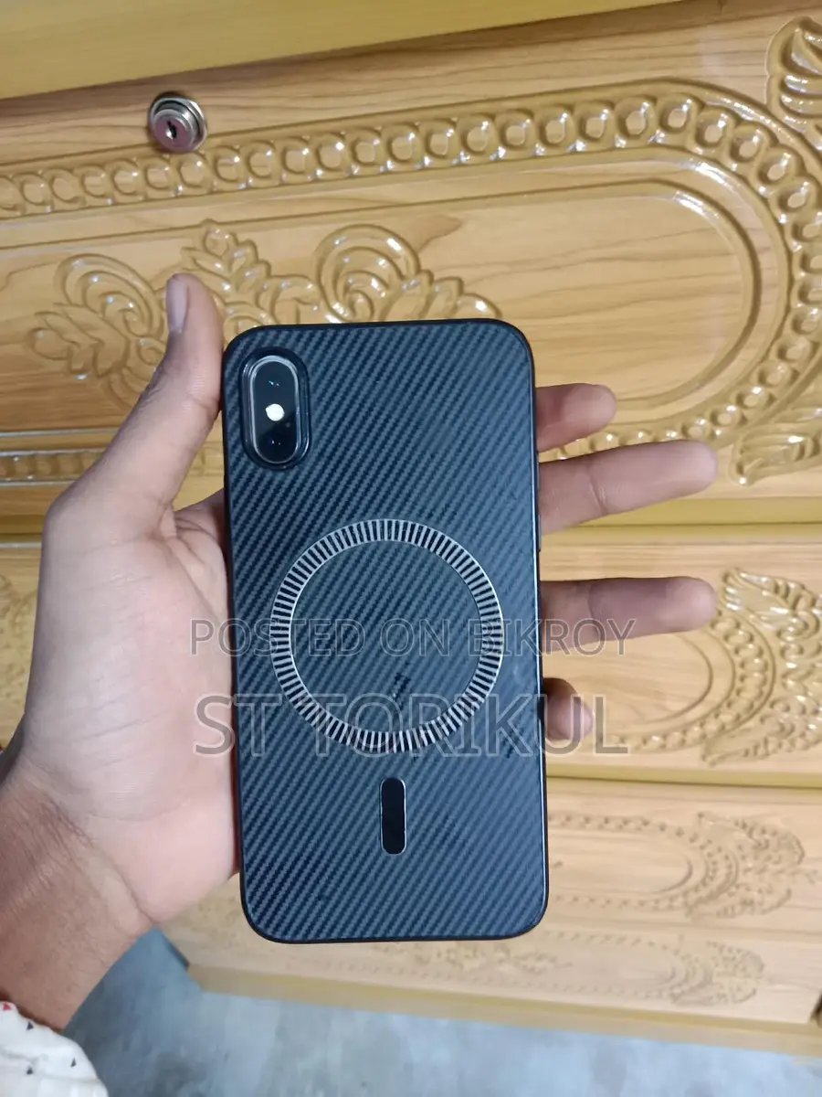 Apple iPhone XS (Used)