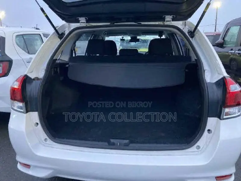 Toyota Fielder EX HYBRID PUSH START 2020
