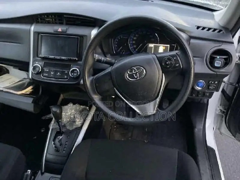 Toyota Fielder EX HYBRID PUSH START 2020