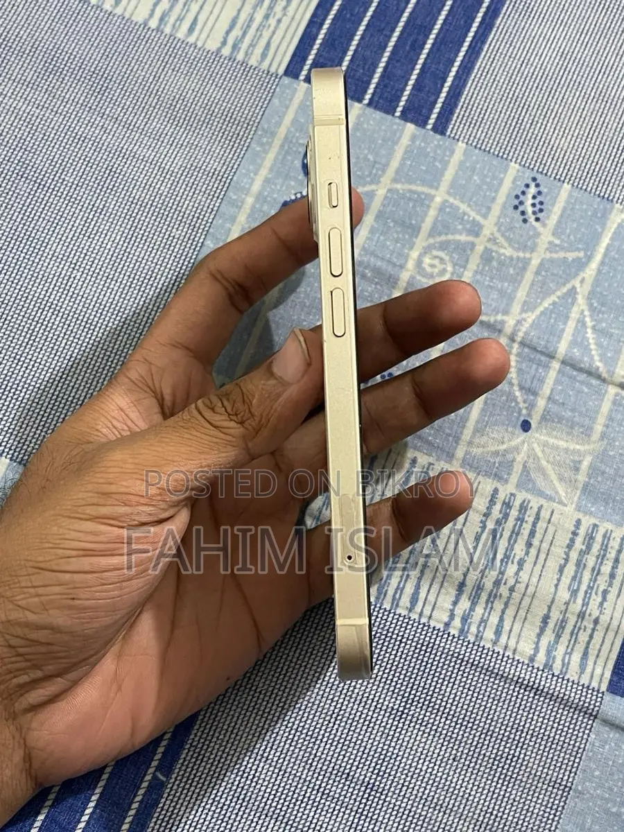 Apple iPhone 13 (Used)