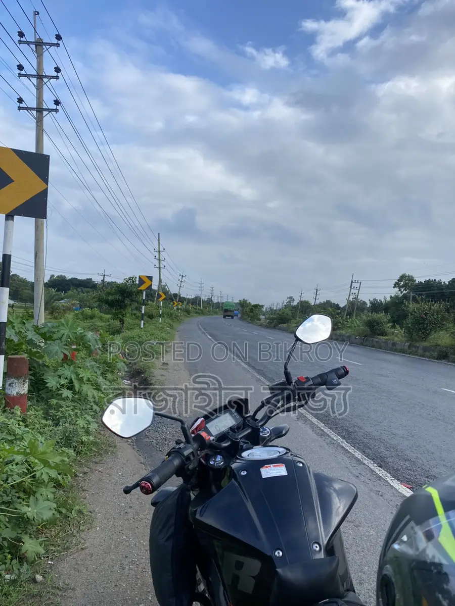 Suzuki Gixxer . 2019