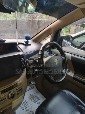Toyota Noah G edition 2006