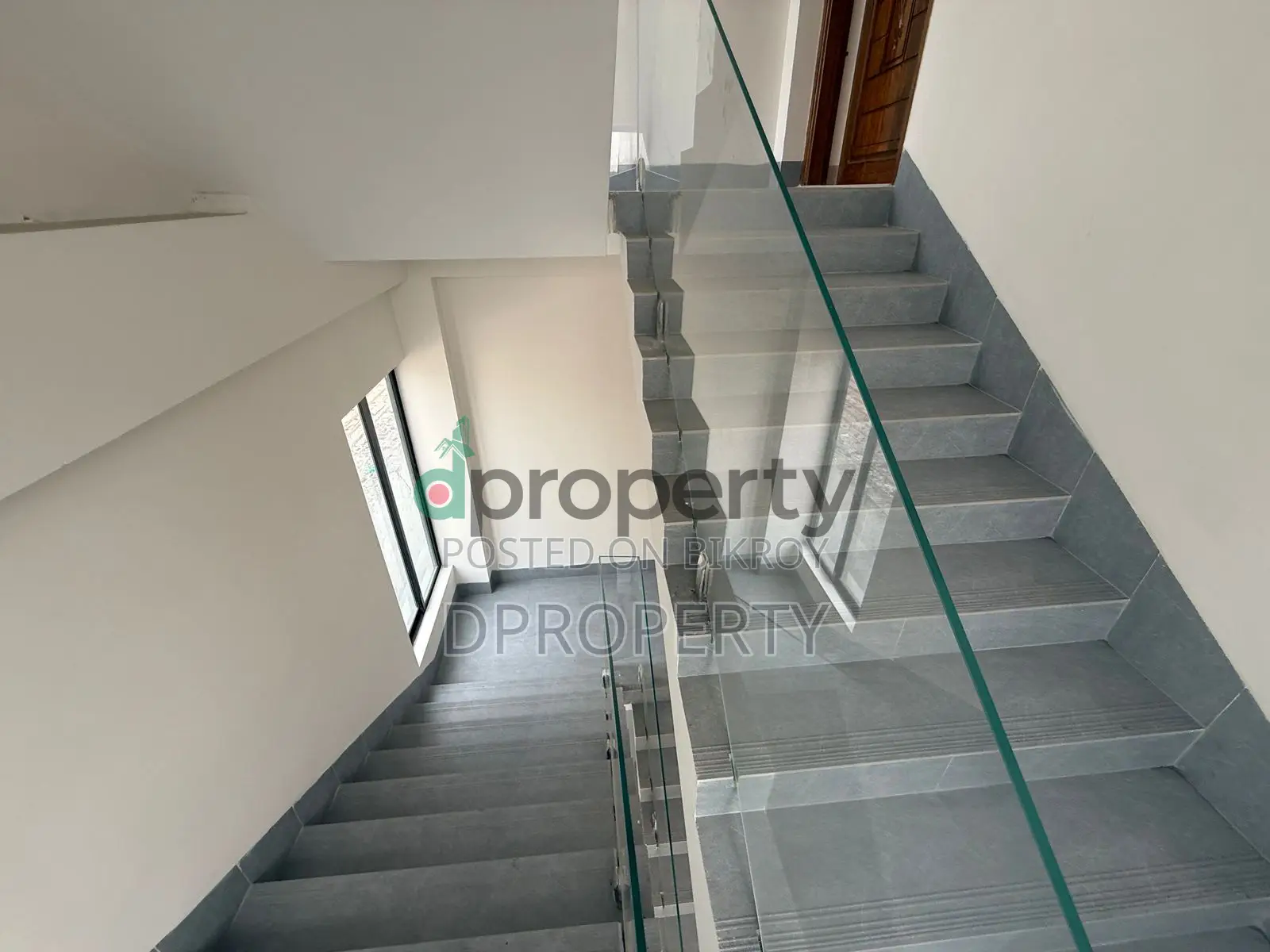 Brand New Luxurious Independent Triplex House Rent at Nikunja