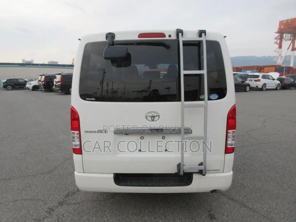 Toyota Hiace DX GL 2020