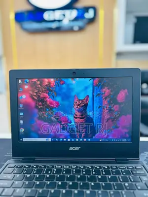 Light Weight Laptop Acer TravelMate B3