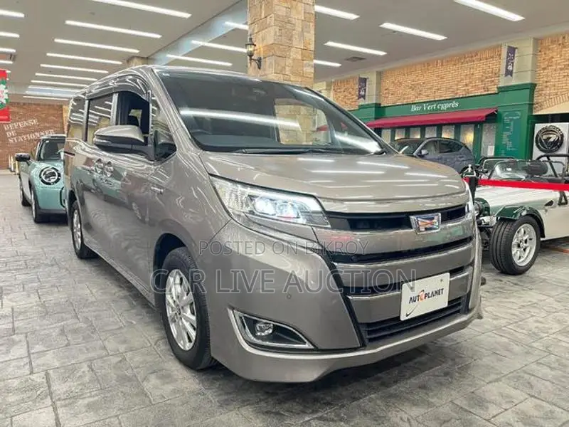 Toyota Noah Hybrid G pre-order 2021