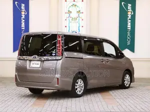Toyota Noah Hybrid G pre-order 2021