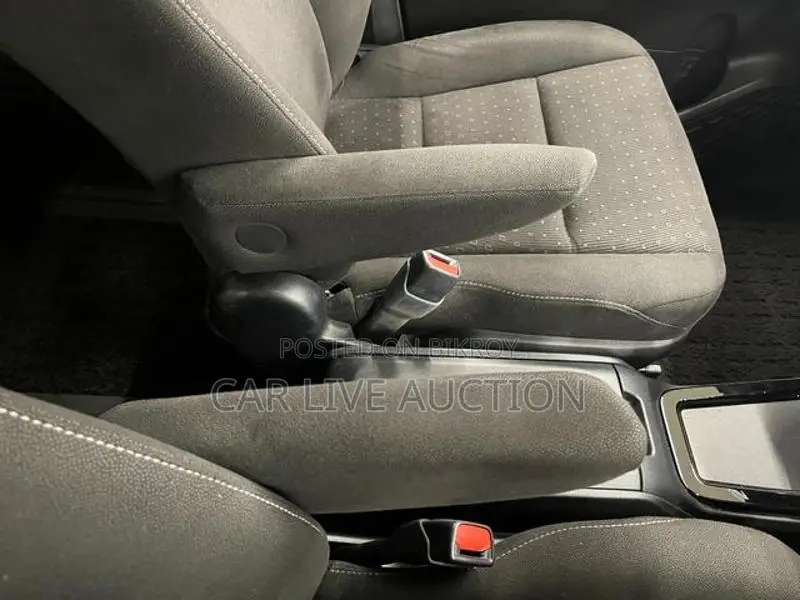 Toyota Noah Hybrid G pre-order 2021