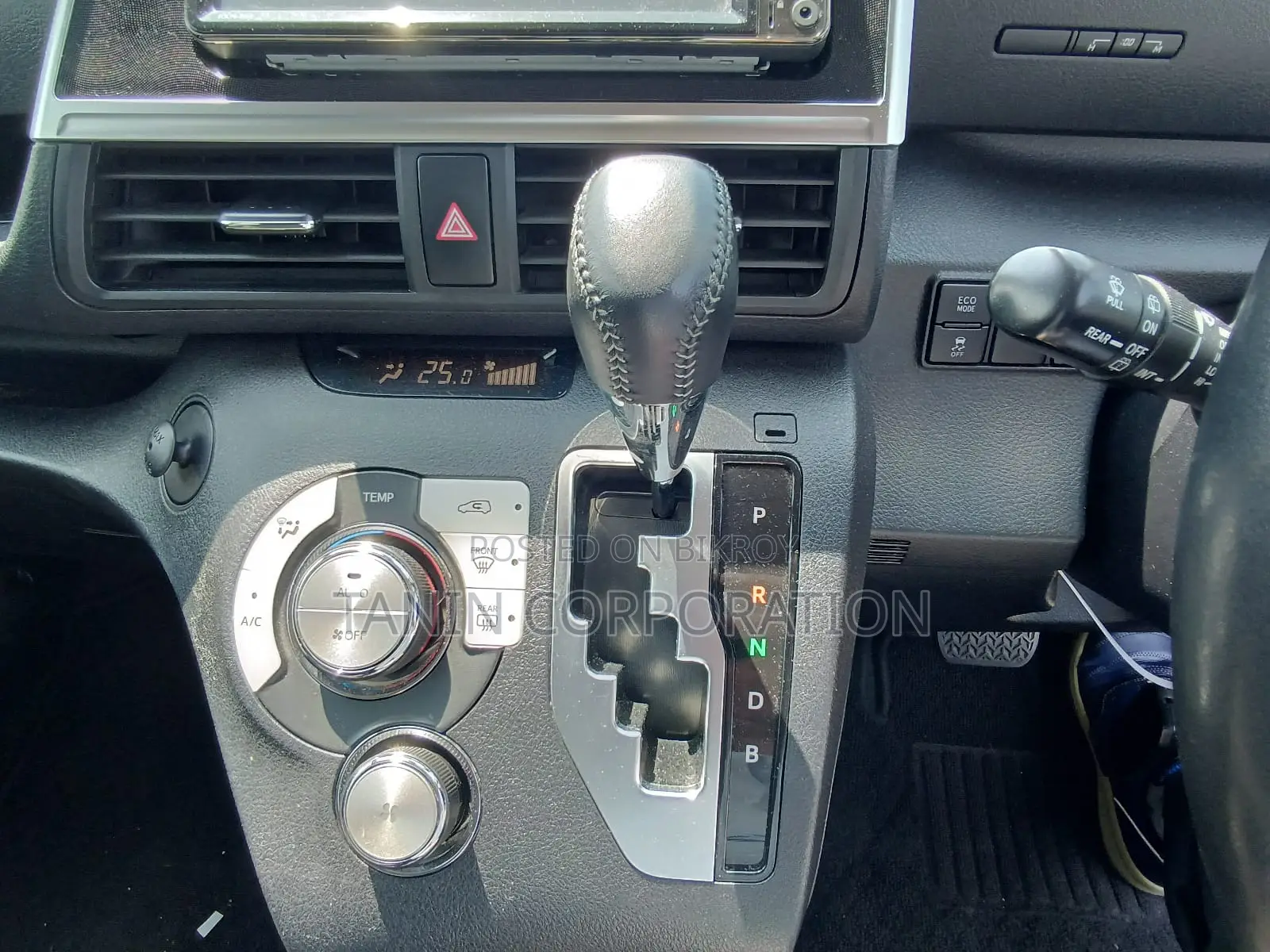 Toyota Sienta Hybrid G Quiro 2021