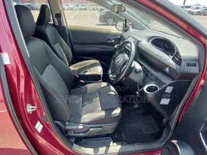Toyota Sienta Hybrid G Quiro 2021
