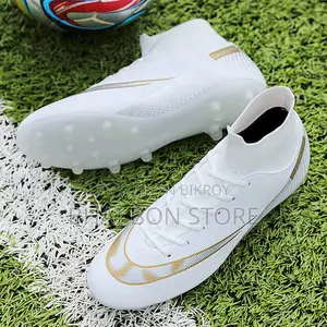 Men’s High-top Soccer Shoes | Plus Size Football Boots with Spikes