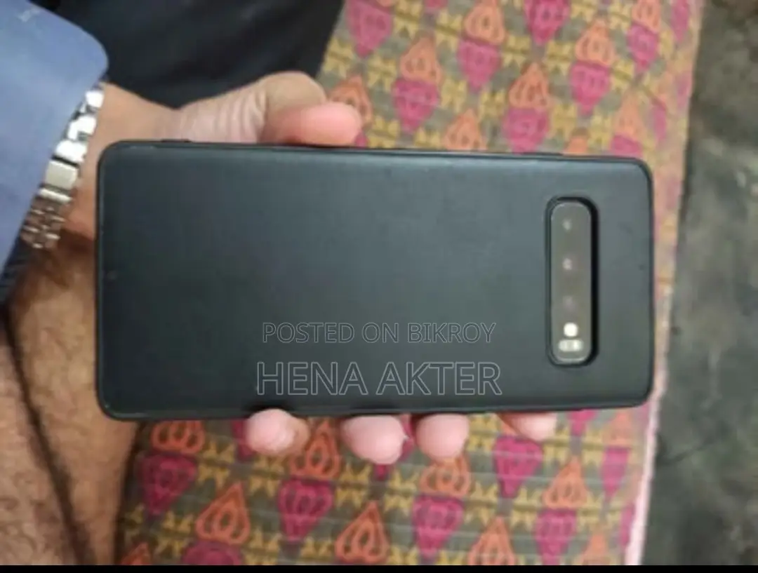 Samsung Galaxy S10 8-128 (Used)