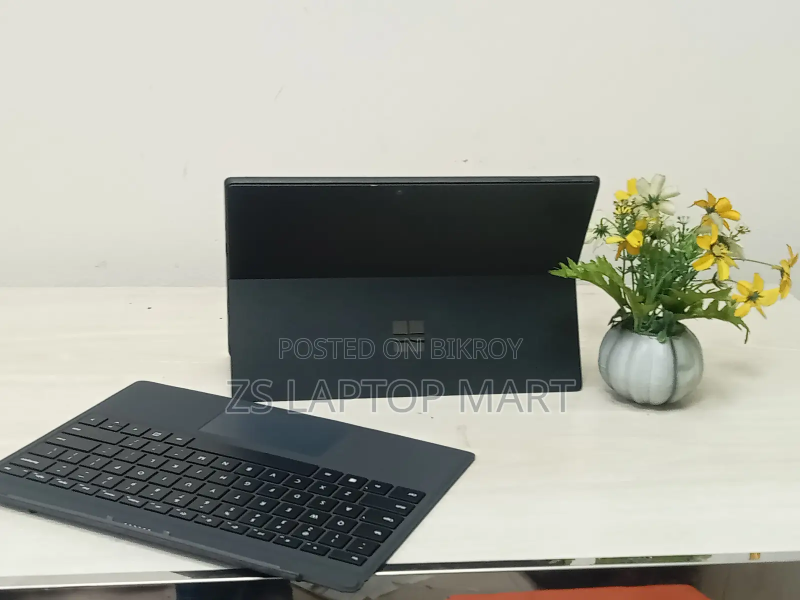 Surface Pro 7 Plus i7 11th Gen 256/16 Full Fresh Condition