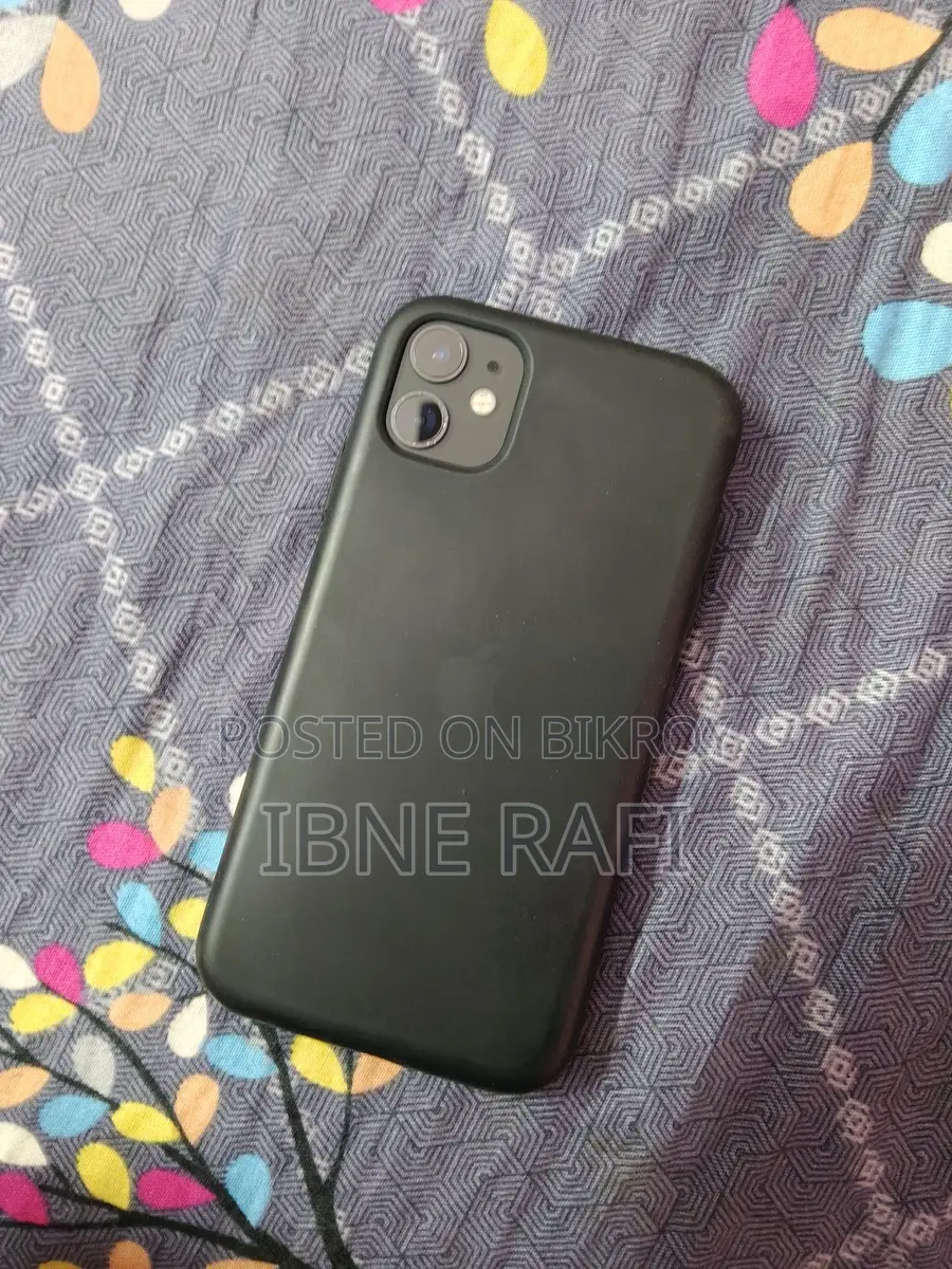 Apple iPhone 11 (Used)