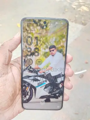 Vivo X200 (Used)