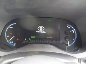 Toyota Yaris Cross Hybrid Z Red Wine 2021
