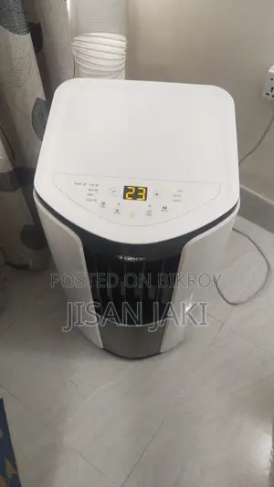 Gree 1 Ton Portable AC Used - Like New Condition