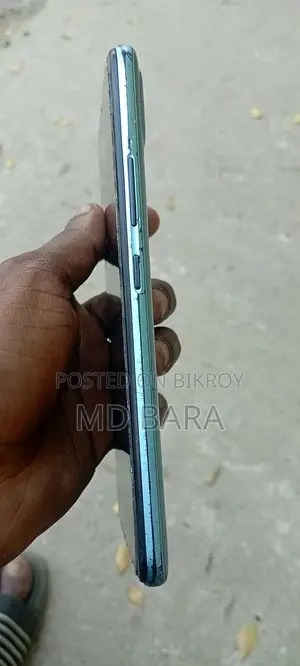 Realme C21Y . (Used)