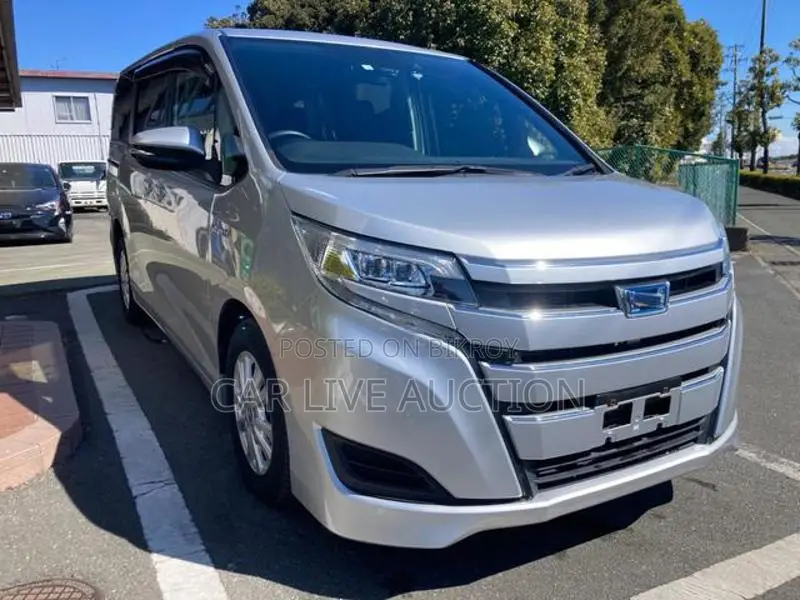 Toyota Noah Hybrid X pre order 2021