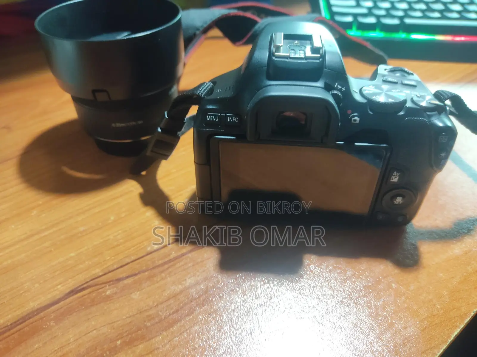 CANON 250D/ 200D MARK II Urgent Sale