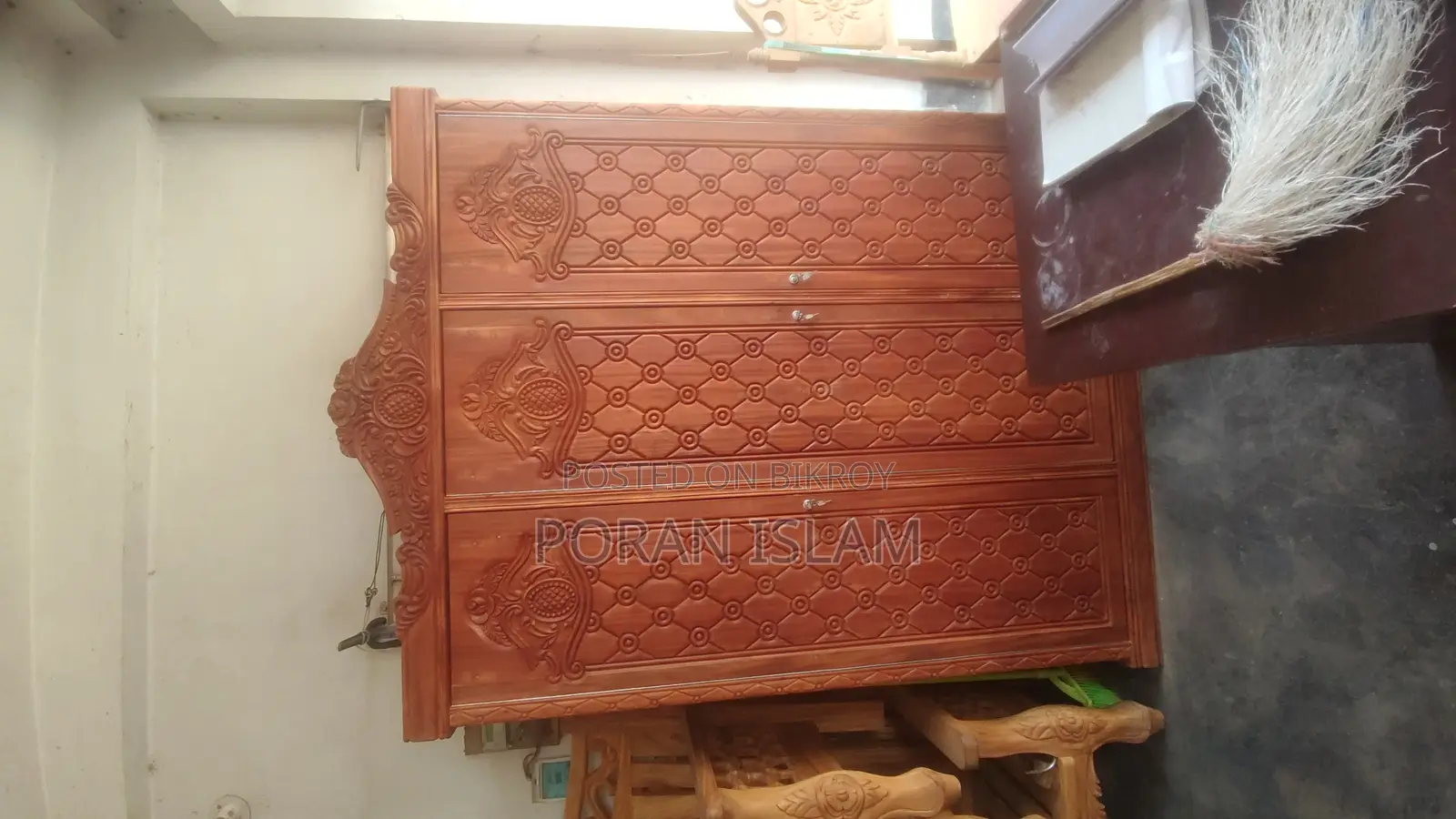 Mahogany Wood Wardrobe