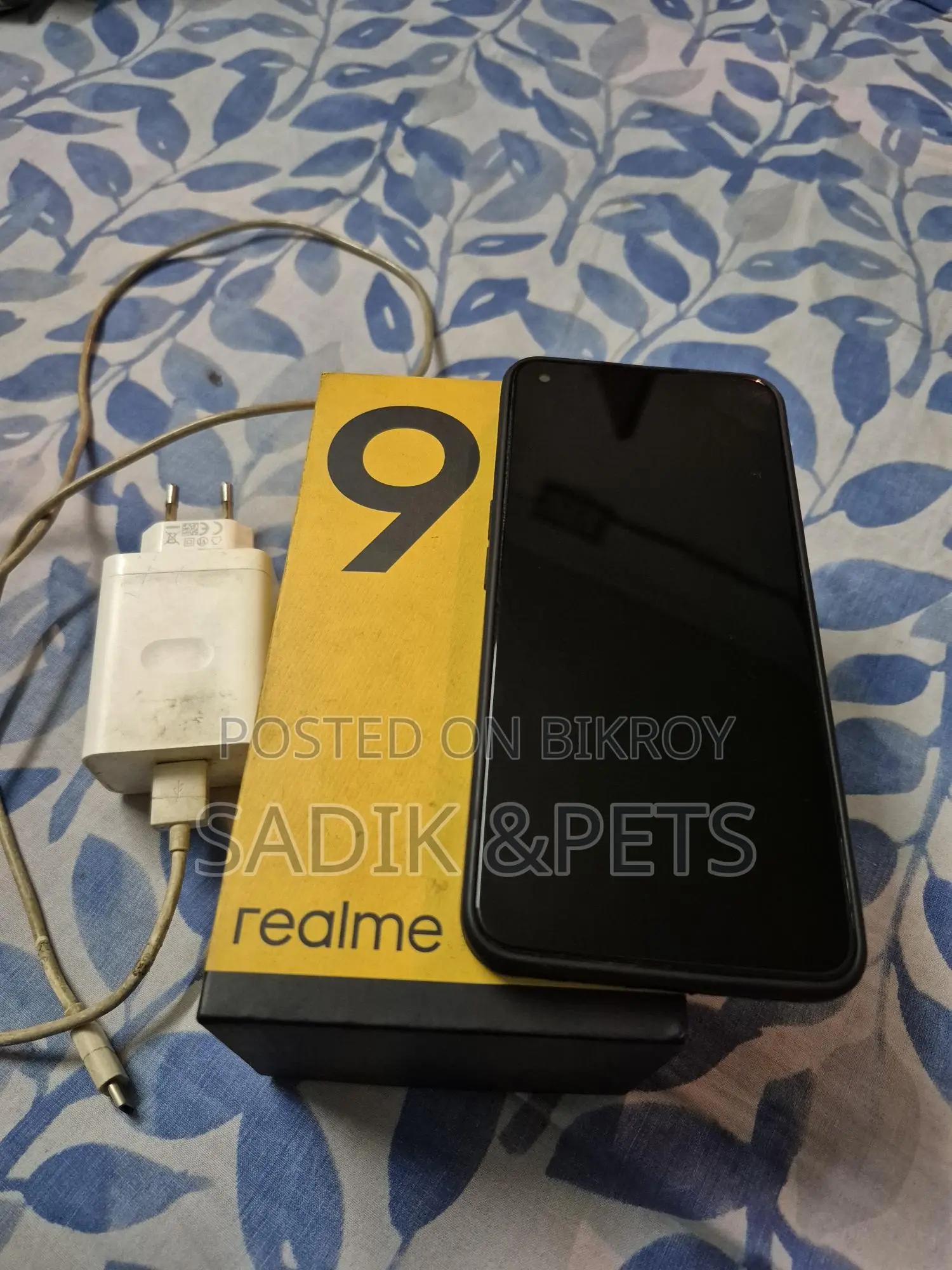 Realme 9 . (Used)