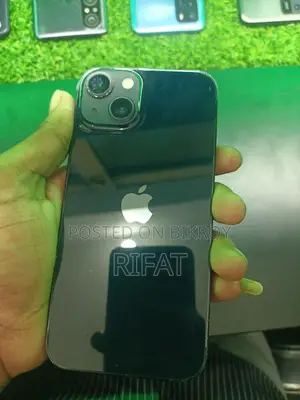 Apple iPhone 13 . (Used)