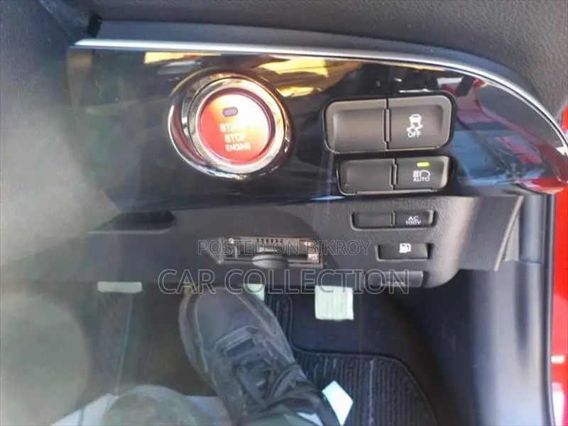 Toyota Prius S Turing selection 2021