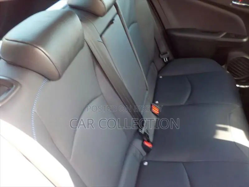 Toyota Prius S Turing selection 2021