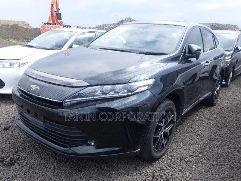 Toyota Harrier Non HB Premium 4.5 2020