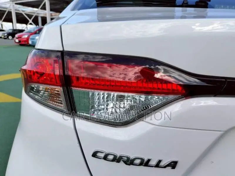 Toyota Corolla Hybrid GX Pre-order 2021